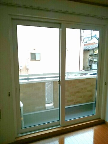 バルコニー　陽当たり良好なバルコニーです