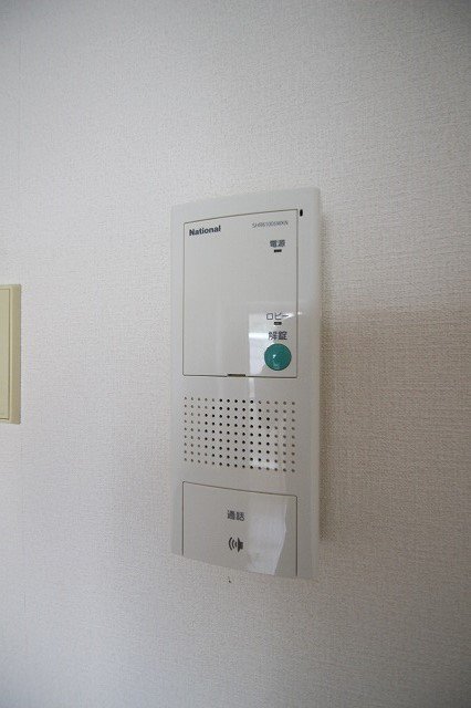 セキュリティ　同物件別号室のものです。