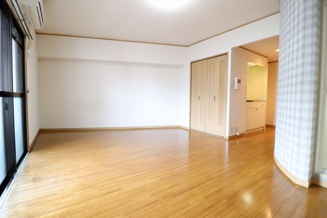 居室・リビング　他部屋写真