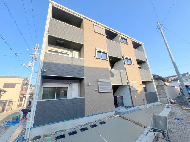 建物外観　綺麗な外観の素敵なお部屋があなたを待っています。
