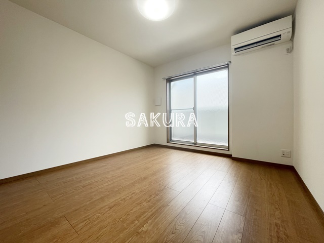 居室・リビング　開放感のあるゆったりとしたお部屋です♪