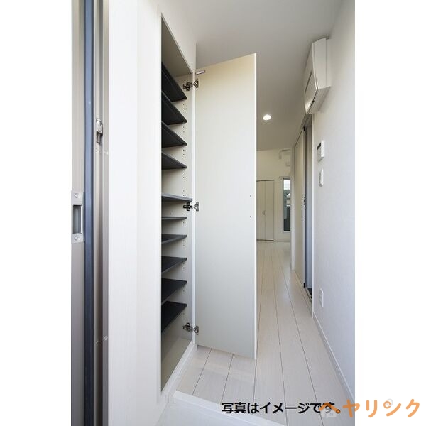 玄関　類似部屋イメージ