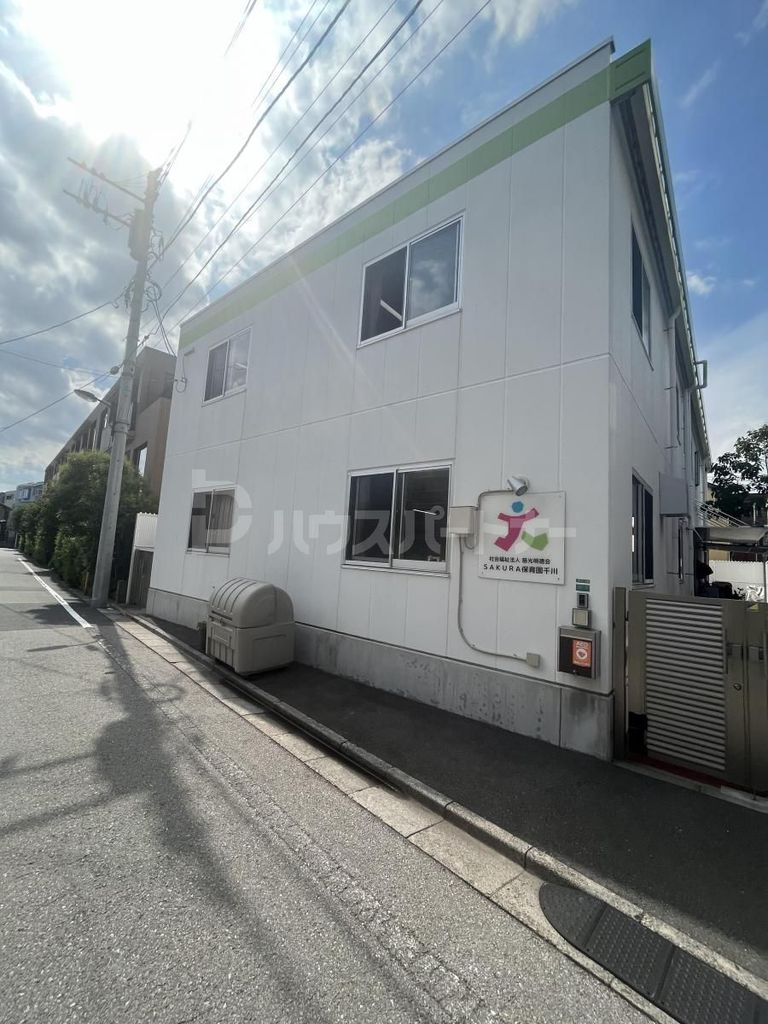 幼稚園・保育園　SAKURA保育園千川（幼稚園・保育園）まで260m