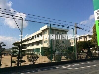 小学校　岡山市立可知小学校（小学校）まで1085m