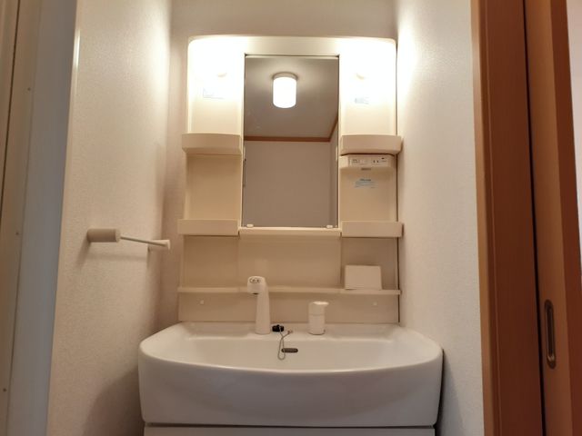洗面設備　※参考写真のため現況優先です。