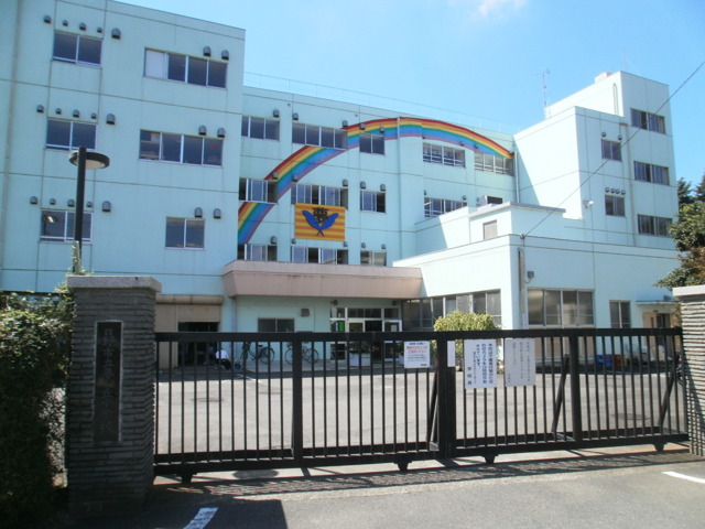小学校　日野市立夢が丘小学校（小学校）まで1348m