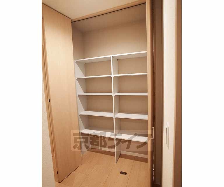 収納　収納が多いと便利ですよね