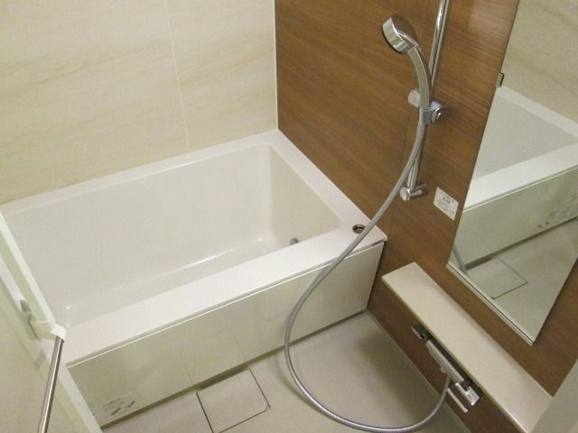 バス・シャワールーム　お風呂