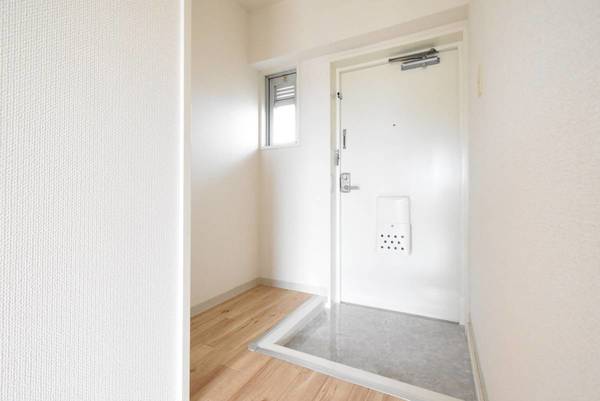 玄関　ビレッジハウスの同一物件・同一タイプの間取りの写真です