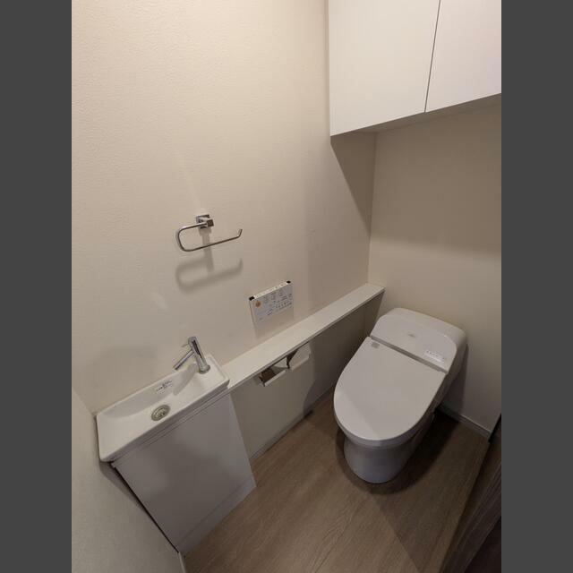 トイレ　清潔感のあるトイレです