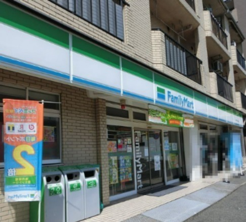 コンビニ　ファミリーマート 原木中山駅北店（コンビニ）まで828m