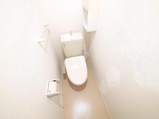 トイレ　ゆったりとした空間のトイレです