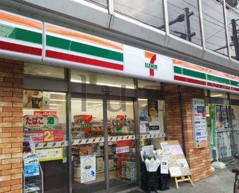 コンビニ　セブンイレブン 横浜岩井町店（コンビニ）まで400m