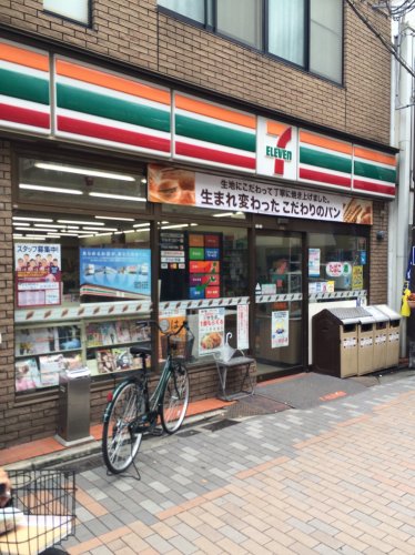 コンビニ　セブン－イレブン門真幸福町店（コンビニ）まで41m