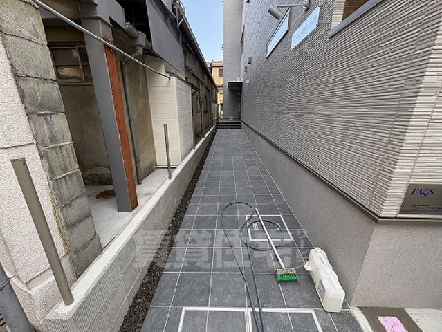 地下鉄今里筋線 鴫野駅 徒歩6分 3階建 築1年の外観写真