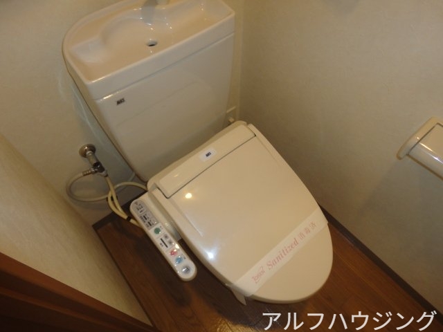 トイレ　シャワー付トイレ