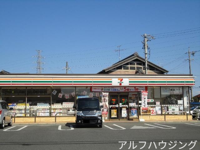 コンビニ　セブンイレブン可児川合店（コンビニ）まで877m