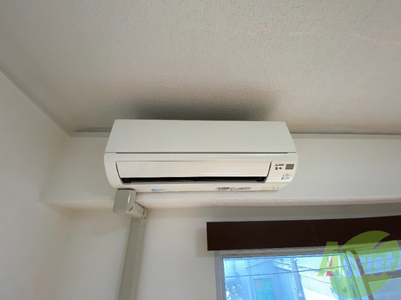 その他設備　部屋にはエアコンがあり、暑い日や寒い日も安心です。