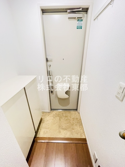 玄関　すっきりシンプルな玄関スペースです！