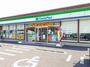 コンビニ　ファミリーマート 岩倉東町藤塚店（コンビニ）まで178m