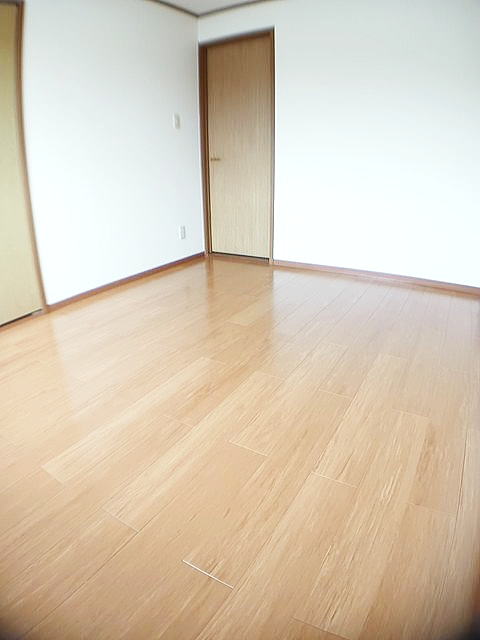 その他部屋・スペース　ゆとりのある寝室です★