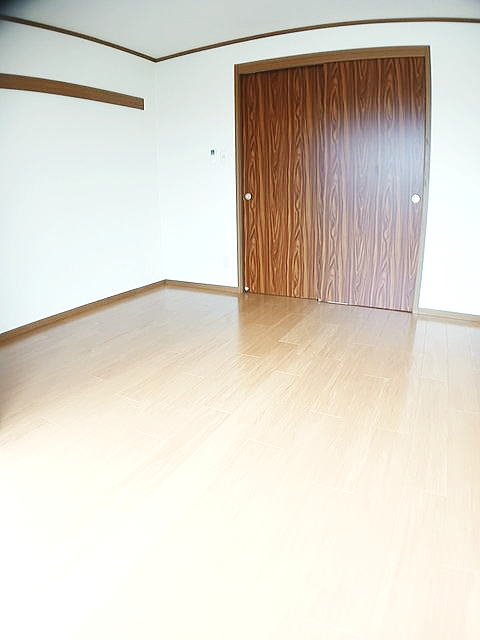 居室・リビング　明るい室内です☆