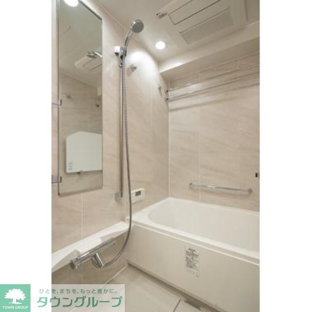 バス・シャワールーム　※写真は同タイプ住戸です。