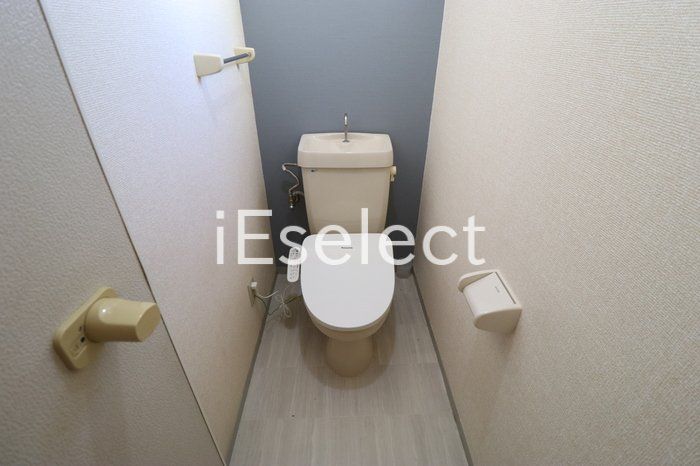 トイレ　温水洗浄便座もございます