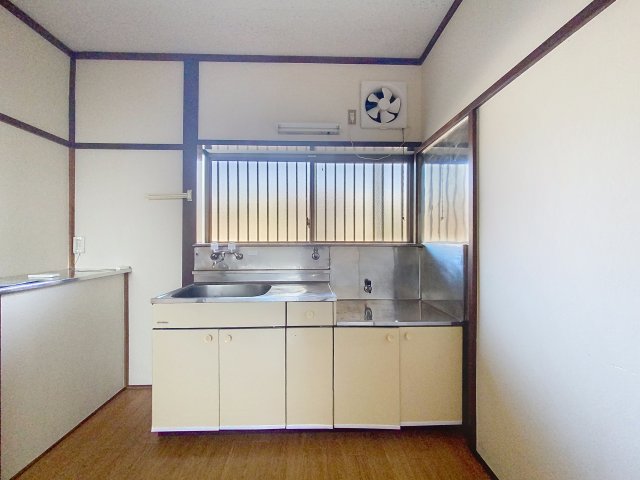 キッチン　同物件、他のお部屋の写真です。
