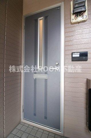 玄関　シンプルで使いやすい玄関です