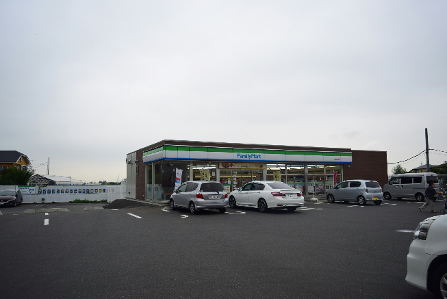 コンビニ　ファミリーマート 平塚広川店（コンビニ）まで283m