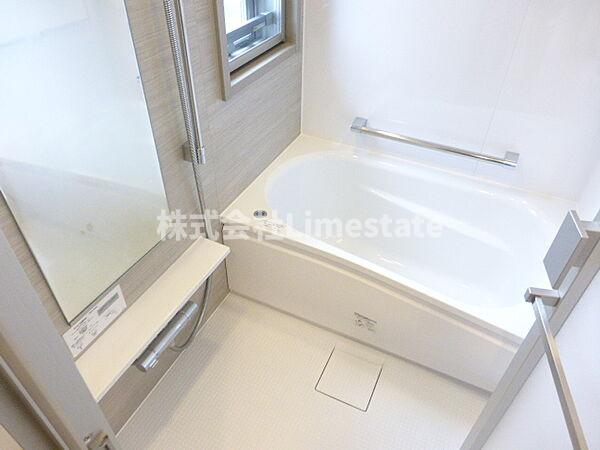 バス・シャワールーム　別部屋参考写真