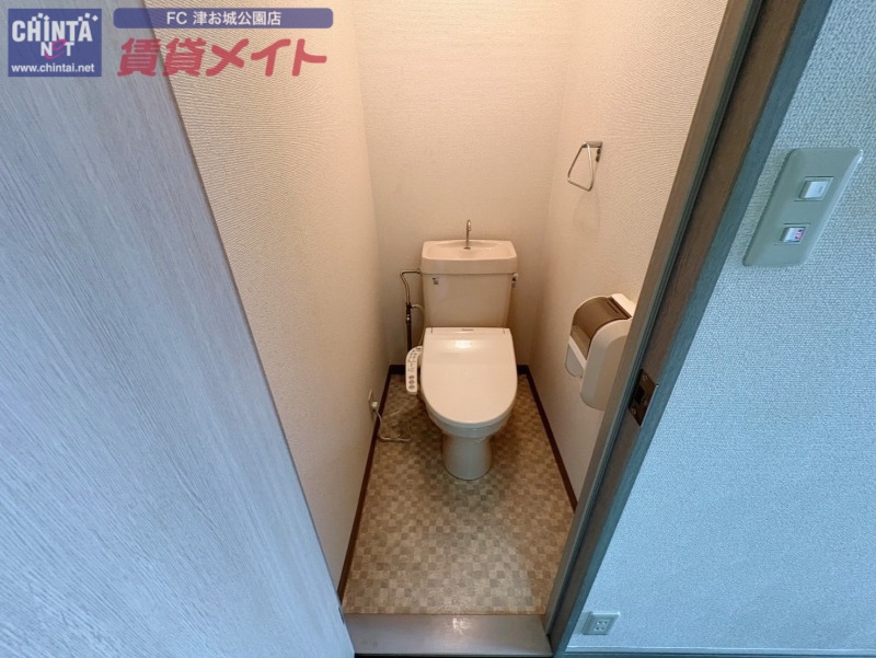 トイレ　別部屋参考写真です