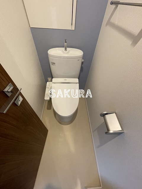 トイレ　嬉しい温水洗浄便座♪