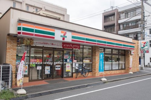コンビニ　セブンイレブン 墨田菊川1丁目店（コンビニ）まで338m