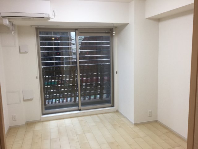 居室・リビング　※別部屋の参考写真です。