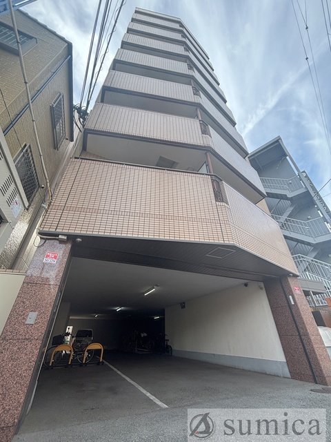 建物外観　スタイリッシュな建物です＾＾