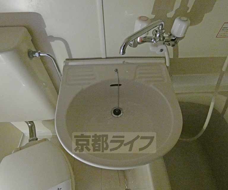 洗面設備　洗面台です。