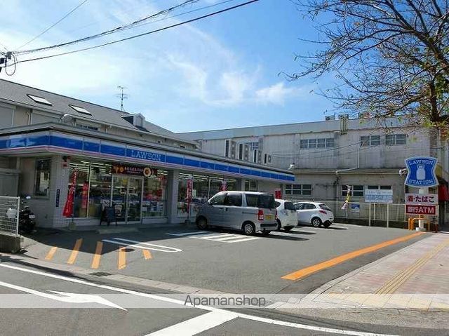 コンビニ　ローソン鹿児島紫原一本桜店（コンビニ）まで100m