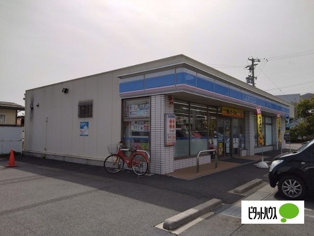 コンビニ　ローソン長野ＳＢＣ通店（コンビニ）まで533m