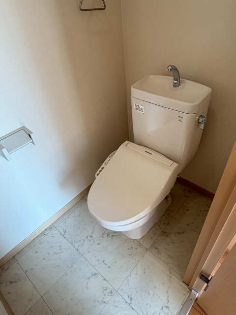 シャーメゾン仙古 B棟のトイレ写真