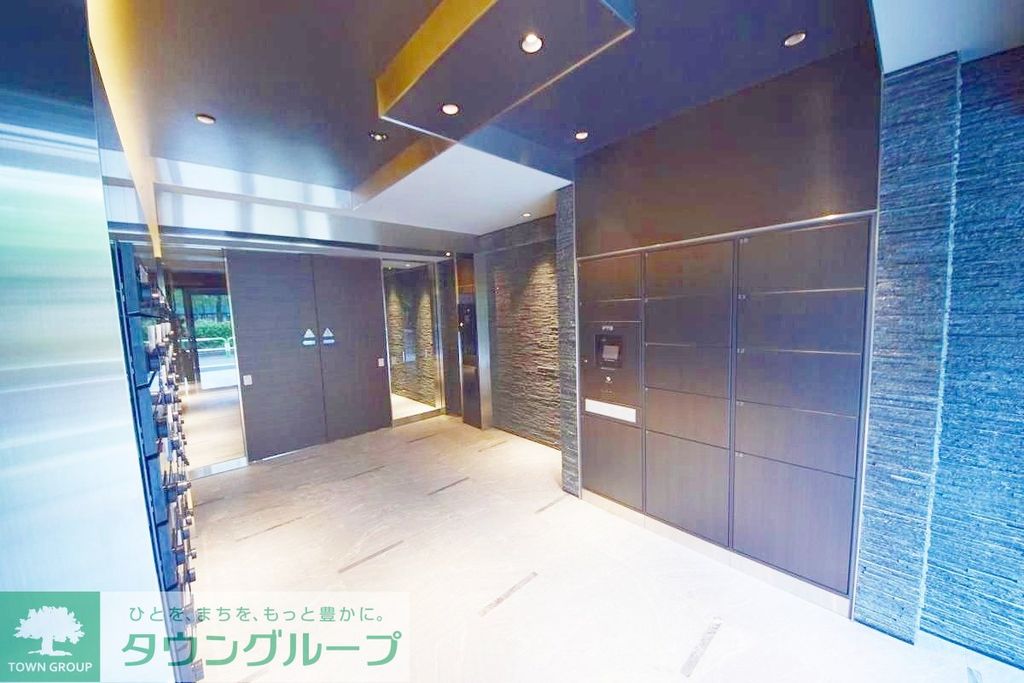エントランス　エントランス