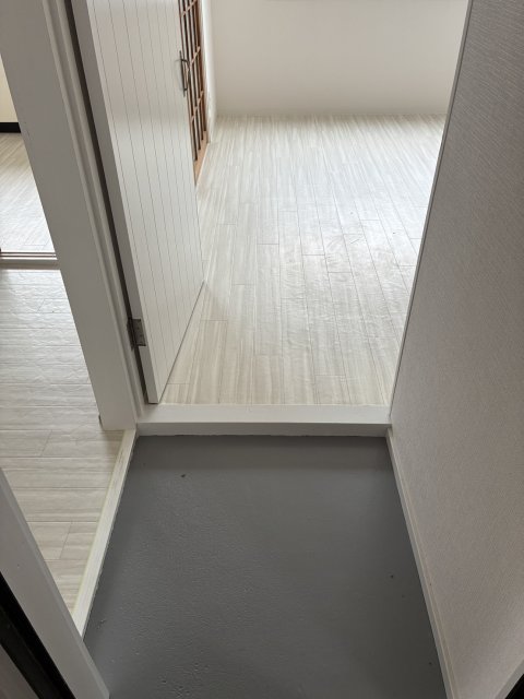 シエル中山手の玄関写真