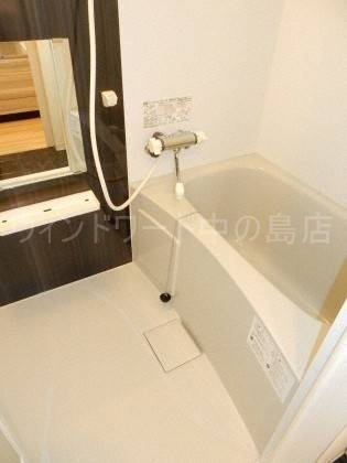 バス・シャワールーム　詳細は、ウィンドワード中の島店までご相談下さい。