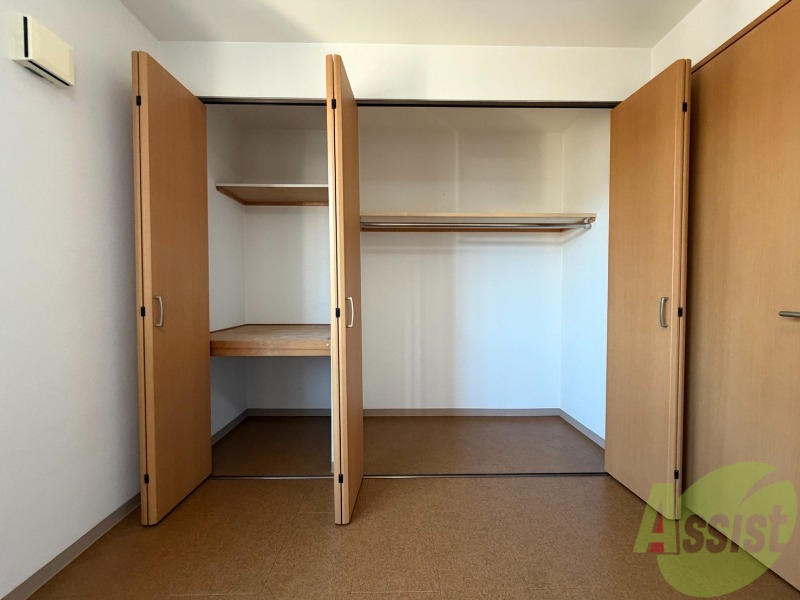 収納　収納もバッチリあるのでお部屋が片付きますよ！