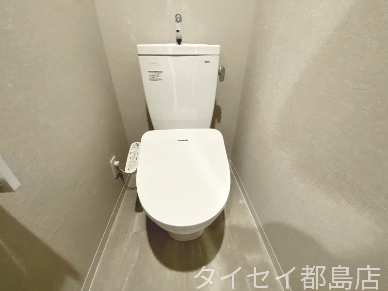 京阪本線 土居駅 徒歩4分 8階建 築1年のトイレ写真