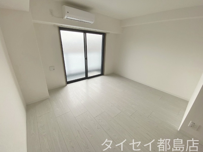 京阪本線 土居駅 徒歩4分 8階建 築1年の居間写真