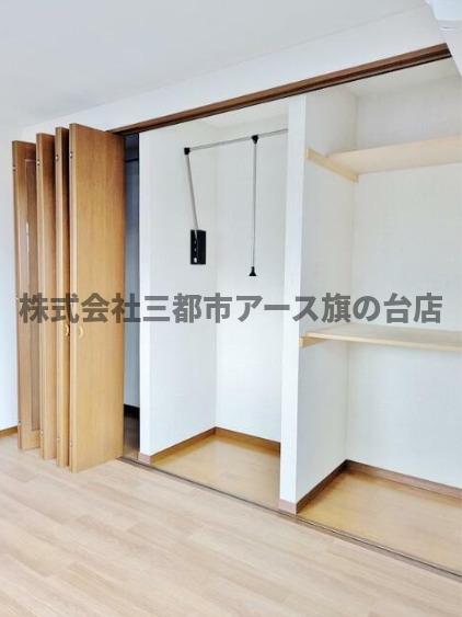 収納　フォレストバレー