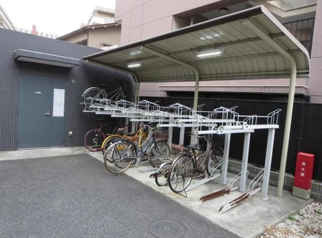 その他共有部分　駐輪場あります