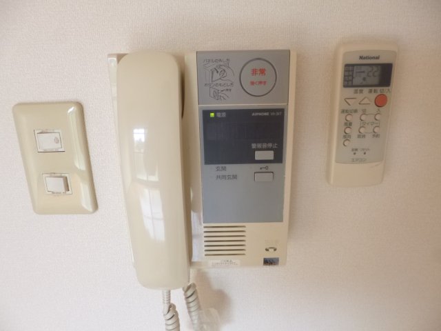セキュリティ　インターホンです